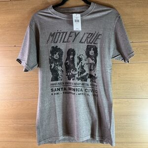 Global Men’s Small Gray Motley Crue Graphic Tee Buckle NWT